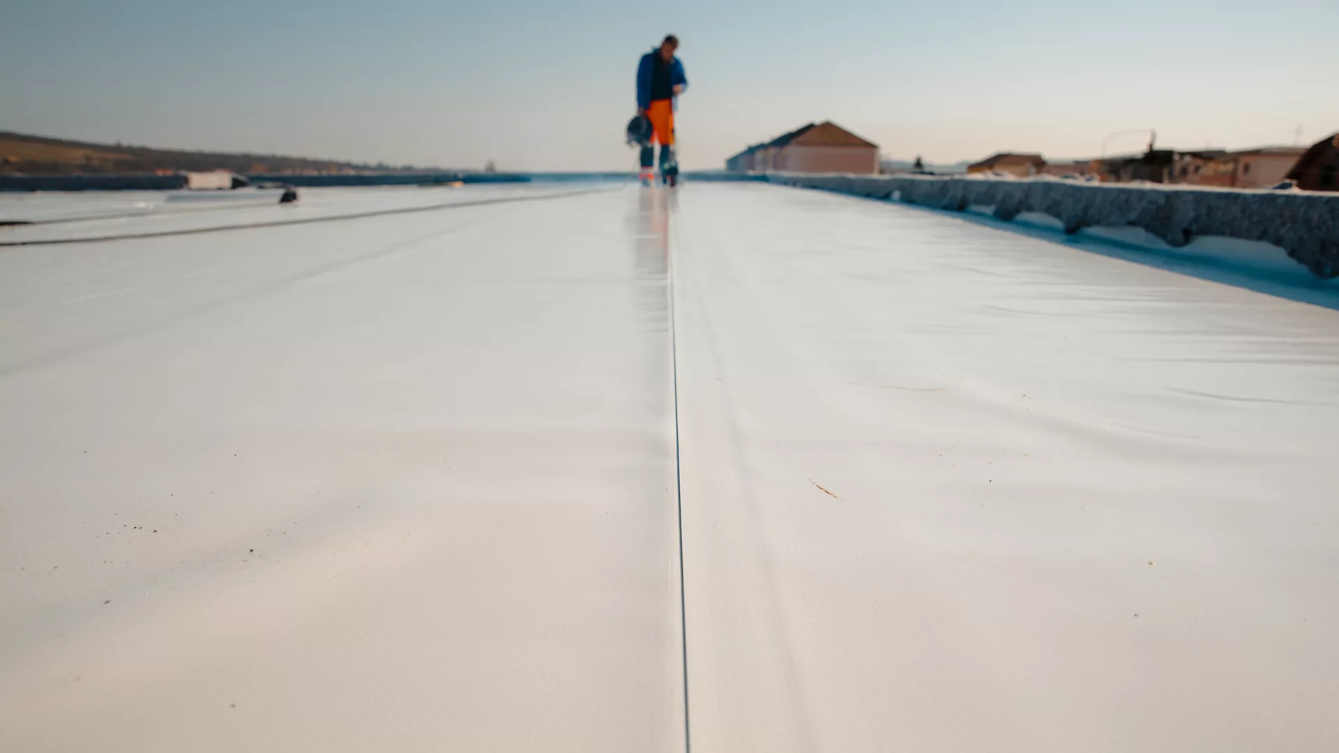 Peinture VS Membrane Cool Roof